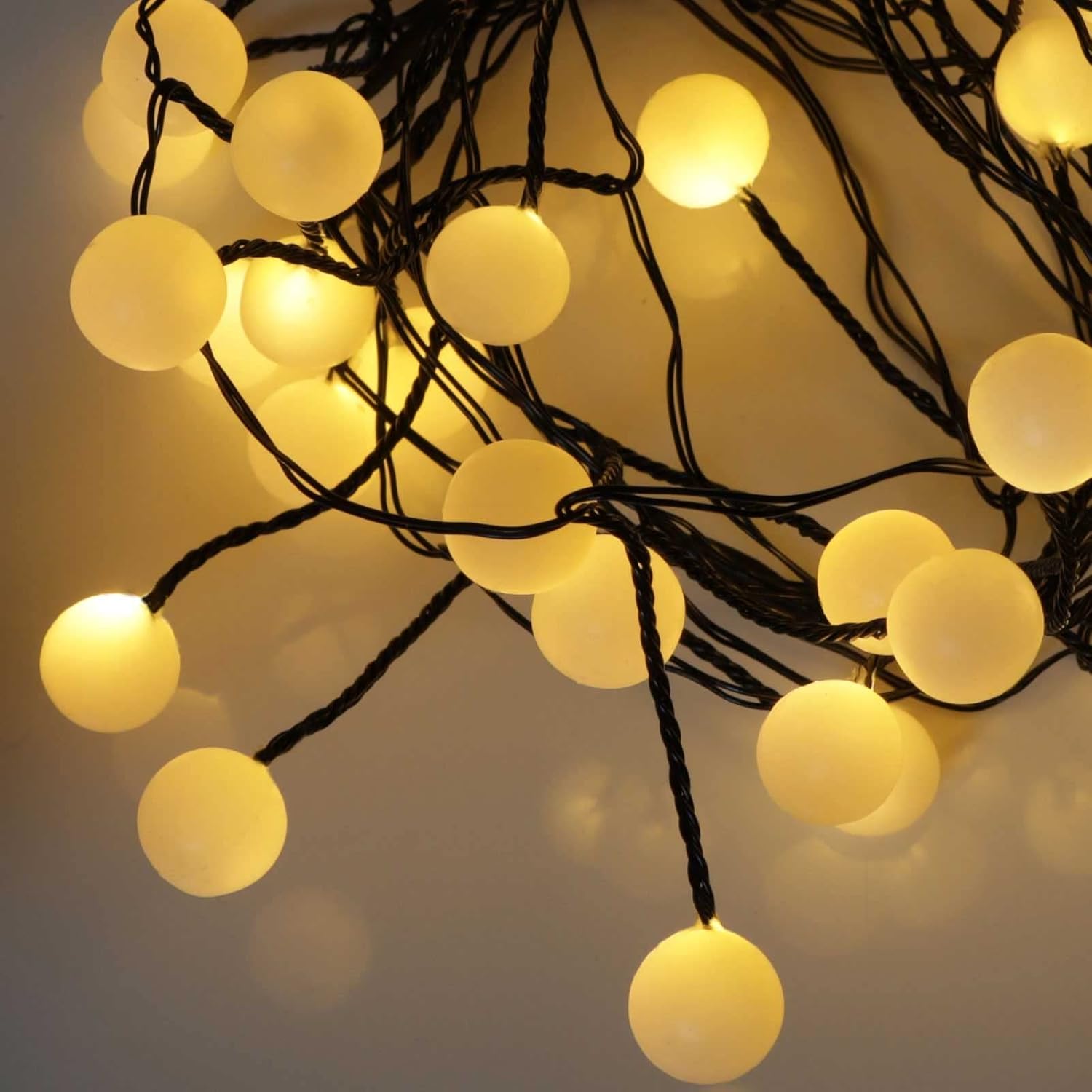 10m Αδιάβροχα Χριστουγεννιάτικα Στρογγυλά Φωτάκια Bubble Λευκού Θερμού Φωτισμού - 100 LED Λαμπάκια Μπαλίτσες Εσωτερικού & Εξωτερικού Χώρου - AIGOSTAR 10m Αδιάβροχα Χριστουγεννιάτικα Στρογγυλά Φωτάκια Bubble Λευκού Θερμού Φωτισμού - 100 LED Λαμπάκια Μπαλίτσες Εσωτερικού & Εξωτερικού Χώρου - AIGOSTAR