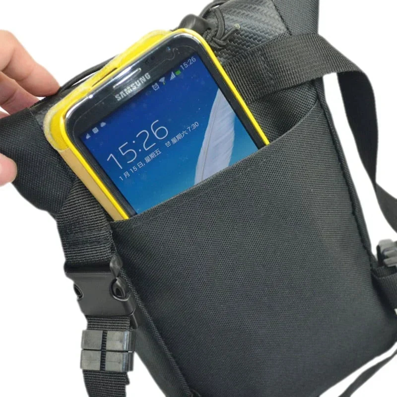 Αδιάβροχη Τσάντα Μέσης - Ποδιού για Μοτοσυκλέτα με Ιμάντα και Θήκες Carbon Μαύρη Αδιάβροχη Τσάντα Μέσης - Ποδιού για Μοτοσυκλέτα με Ιμάντα και Θήκες Carbon Μαύρη