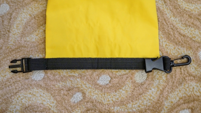 Αδιάβροχος Αεροστεγής Σάκος , Τσάντα 2L με Λουρί Ώμου που Επιπλέει στο Νερό Ocean Pack Αδιάβροχος Αεροστεγής Σάκος , Τσάντα 2L με Λουρί Ώμου που Επιπλέει στο Νερό Ocean Pack