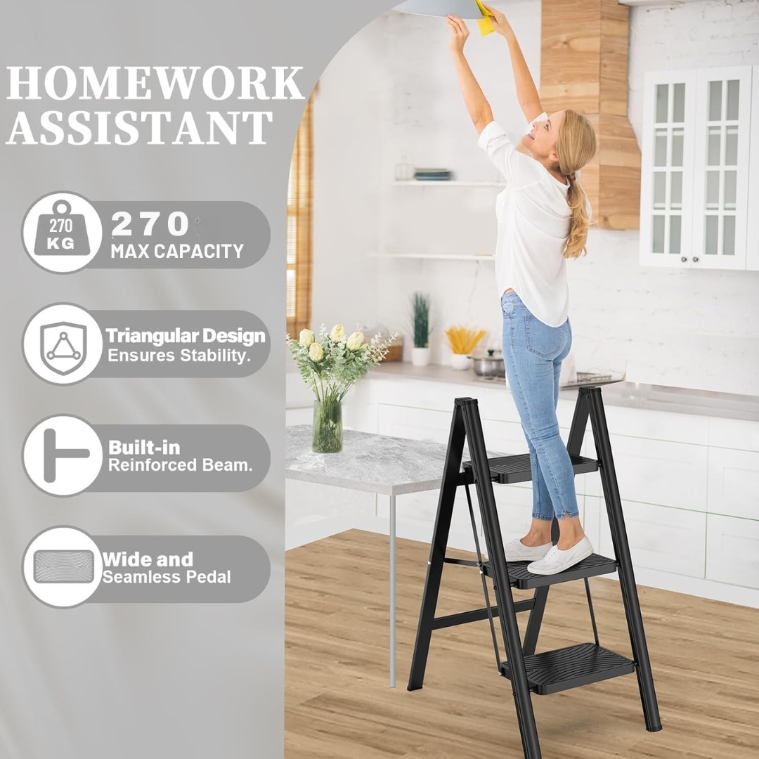 Αναδιπλούμενη Σκάλα Αλουμινίου με 3 Σκαλοπάτια - Με Αντοχή έως 270 Kg Αναδιπλούμενη Σκάλα Αλουμινίου με 3 Σκαλοπάτια - Με Αντοχή έως 270 Kg