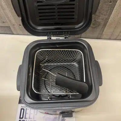 Ανοξείδωτη Φριτέζα Λαδιού Με Ρυθμιζόμενο Θερμοστάτη 1.5L 1000W-AIGOSTAR Ανοξείδωτη Φριτέζα Λαδιού Με Ρυθμιζόμενο Θερμοστάτη 1.5L 1000W-AIGOSTAR