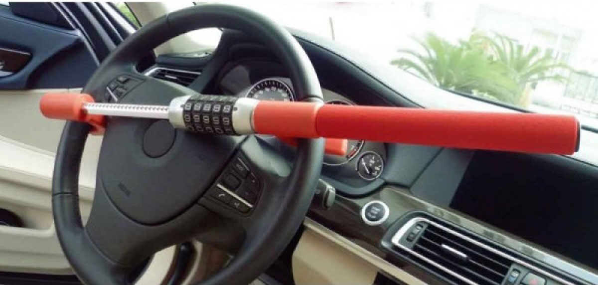 Αντικλεπτικό Μπαστούνι Τιμονιού Αυτοκινήτου 5 Συνδυασμών με Ρυθμιζόμενο Μήκος Κόκκινο Αντικλεπτικό Μπαστούνι Τιμονιού Αυτοκινήτου 5 Συνδυασμών με Ρυθμιζόμενο Μήκος Κόκκινο