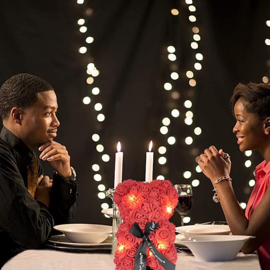 Αρκουδάκι από Κόκκινα Τεχνητά Τριαντάφυλλα με Φωτάκια σε Συσκευασία Δώρου 23 cm - Homie Αρκουδάκι από Κόκκινα Τεχνητά Τριαντάφυλλα με Φωτάκια σε Συσκευασία Δώρου 23 cm - Homie