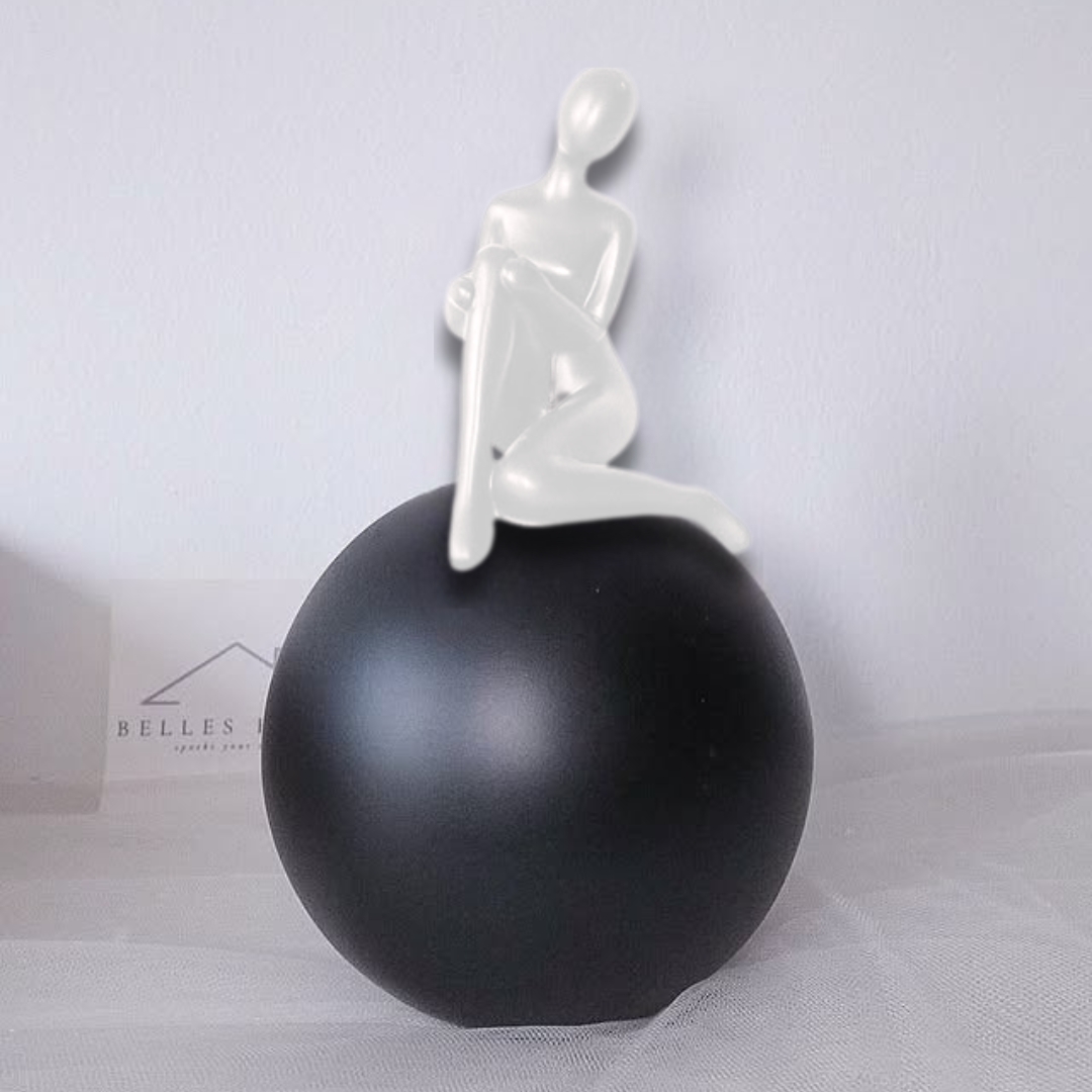 Διακοσμητική Φιγούρα Ανθρώπου Πάνω σε Σφαίρα 12x19cm Διακοσμητική Φιγούρα Ανθρώπου Πάνω σε Σφαίρα 12x19cm