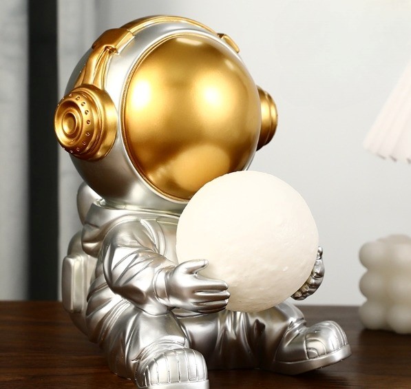 Διακοσμητικό Φως Σπιτιού - Αστροναύτης Άγαλμα / Μινιατούρα με Αποθηκευτικό Χώρο Μικρών Αντικειμένων Διακοσμητικό Φως Σπιτιού - Αστροναύτης Άγαλμα / Μινιατούρα με Αποθηκευτικό Χώρο Μικρών Αντικειμένων