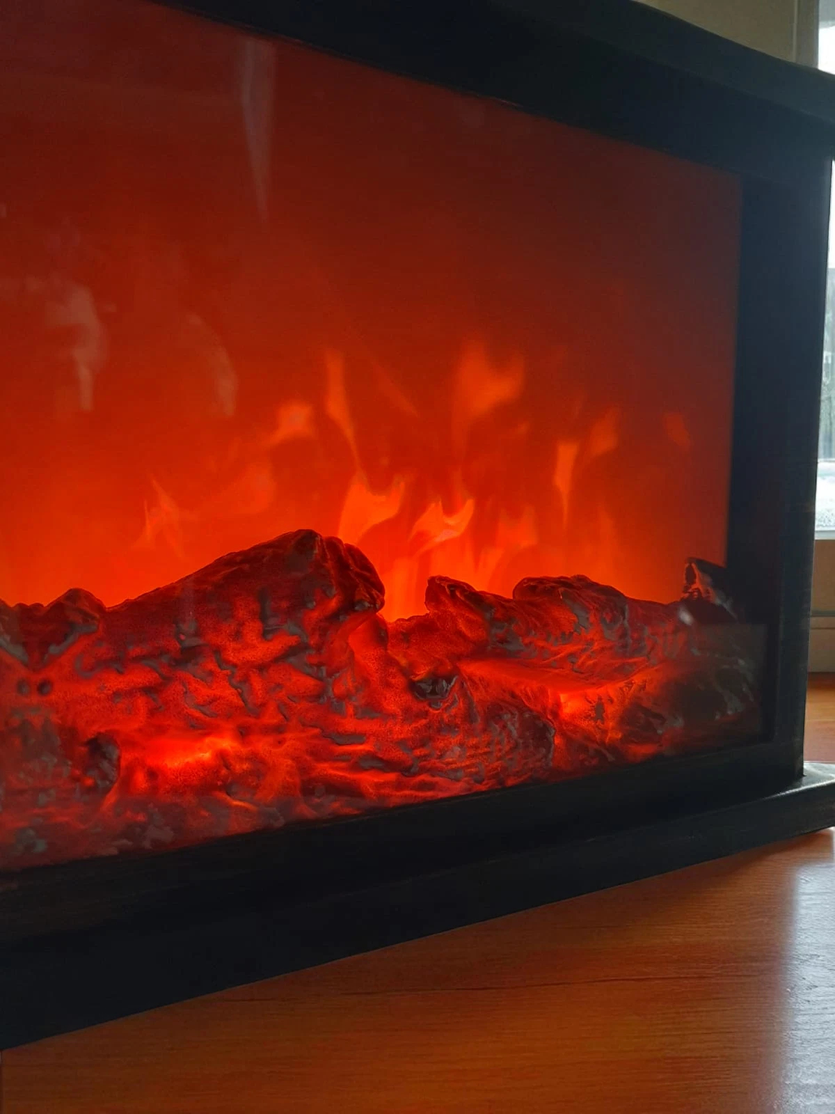 Διακοσμητικό Φωτιστικό LED με Εφέ Τζακιού 29.8 x 36cm Διακοσμητικό Φωτιστικό LED με Εφέ Τζακιού 29.8 x 36cm