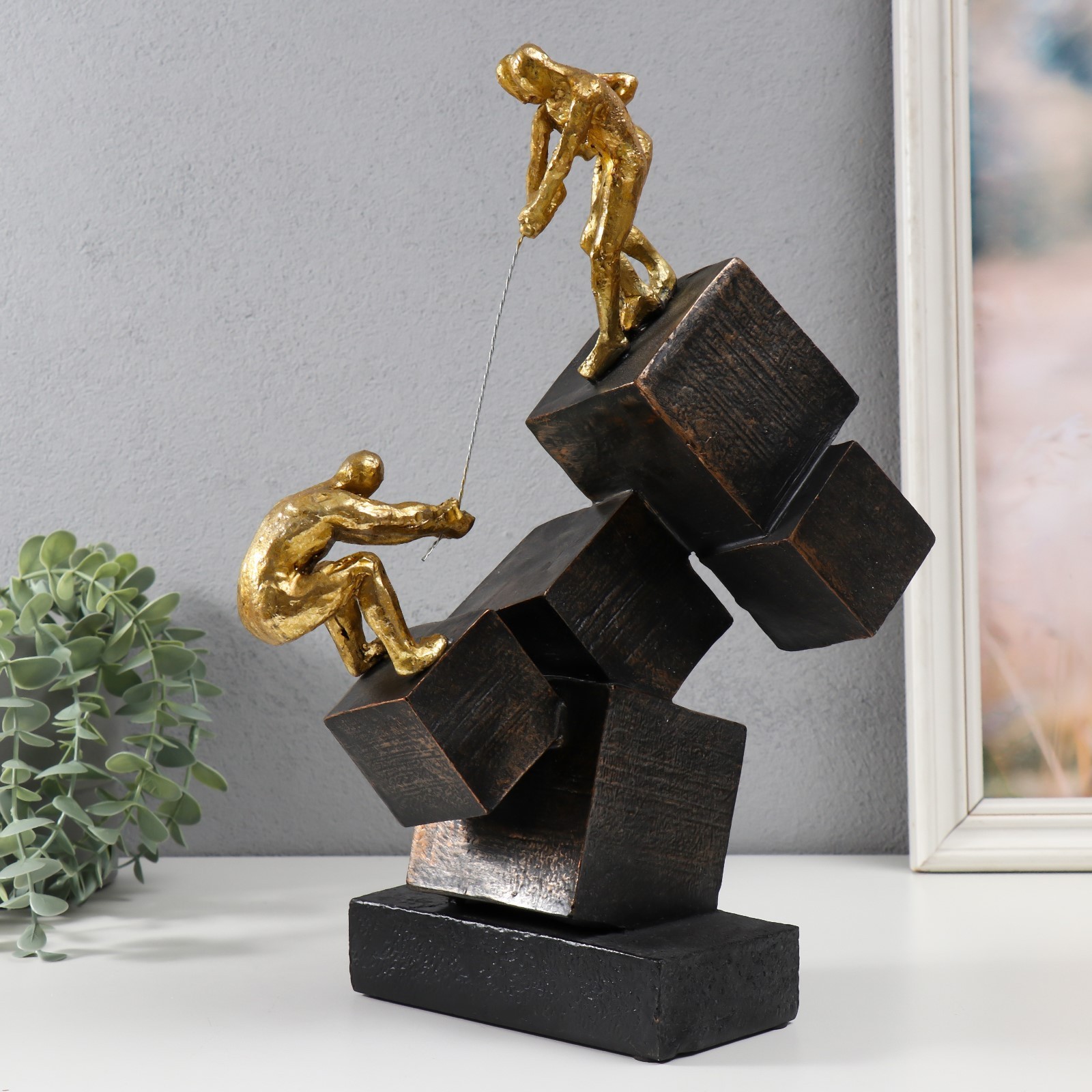 Διακοσμητικό Πολυρητίνης - Climbing Men Motivational Statue - 20x12x36cm - Home Theory Διακοσμητικό Πολυρητίνης - Climbing Men Motivational Statue - 20x12x36cm - Home Theory