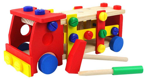 Εκπαιδευτικό Ξύλινο Πολύχρωμο Φορτηγό για 3+ ετών Εκπαιδευτικό Ξύλινο Πολύχρωμο Φορτηγό για 3+ ετών