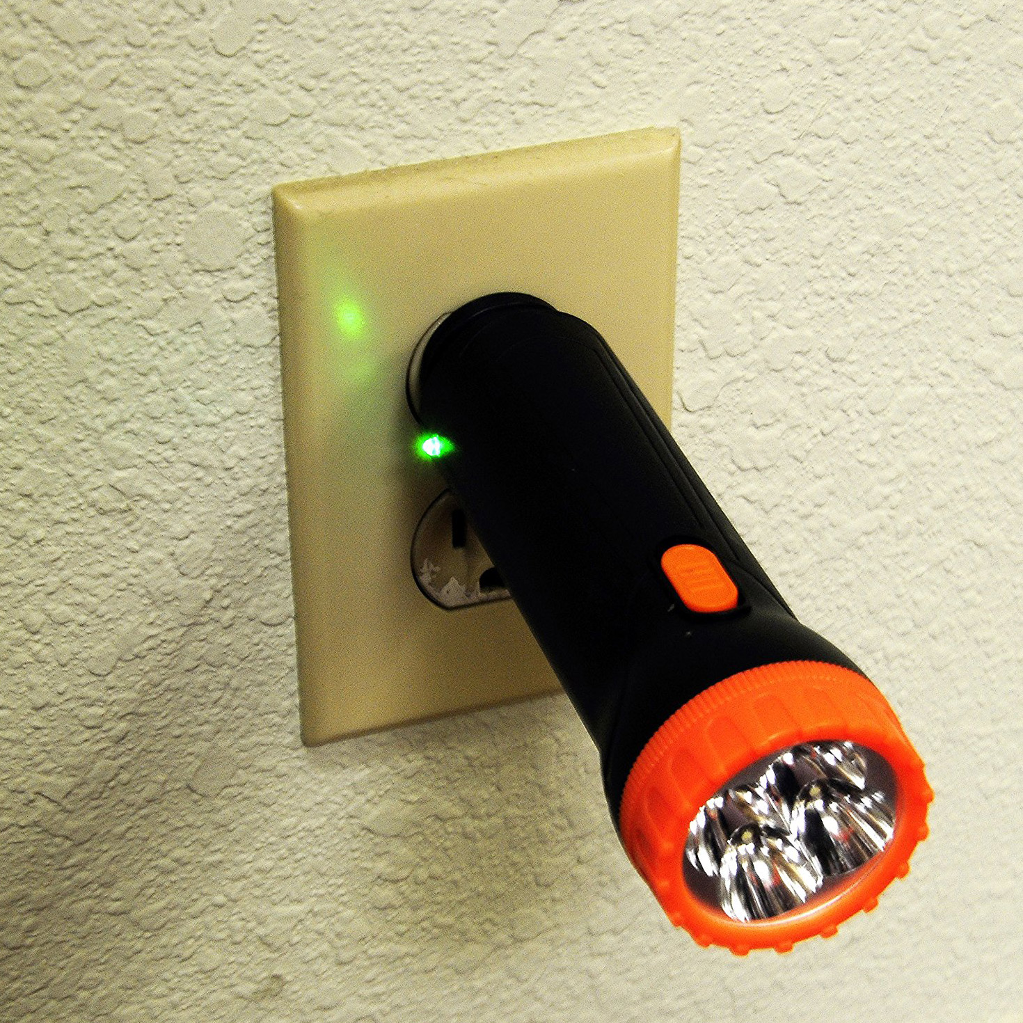 Επαναφορτιζόμενη Ηλεκτρική Ρακέτα - Εντομοκτόνο Μυγοσκοτώστρα για Κουνούπια & Διάφορα Έντομα με Διπλό LED Φακό Επαναφορτιζόμενη Ηλεκτρική Ρακέτα - Εντομοκτόνο Μυγοσκοτώστρα για Κουνούπια & Διάφορα Έντομα με Διπλό LED Φακό