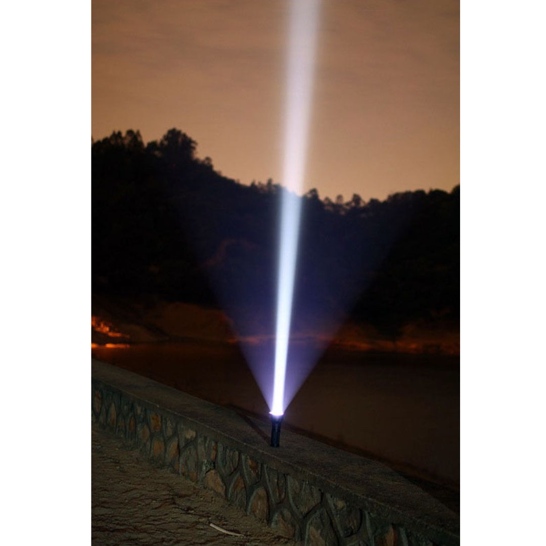 Επαναφορτιζόμενος Φακός LED Αδιάβροχος με Μέγιστη Φωτεινότητα 2000lm Επαναφορτιζόμενος Φακός LED Αδιάβροχος με Μέγιστη Φωτεινότητα 2000lm