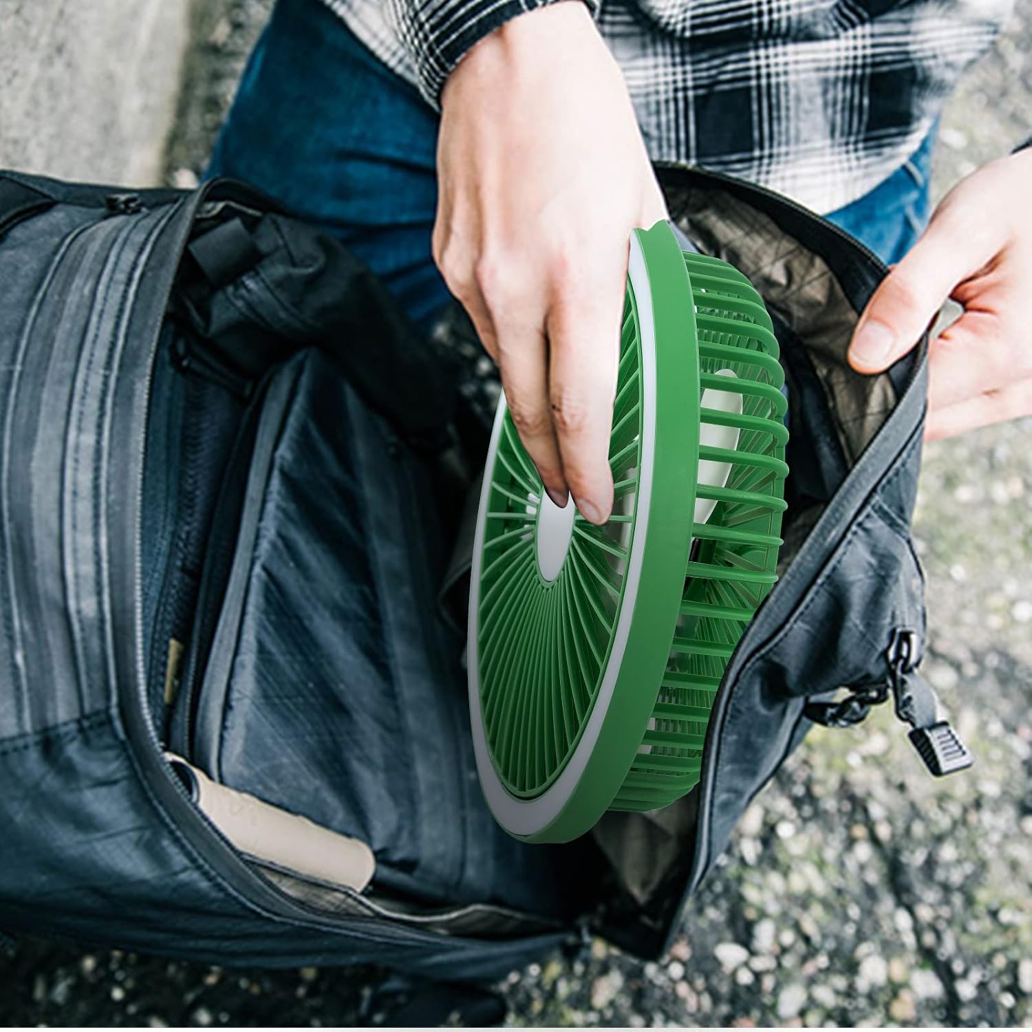 Φορητός RGB Mini Ανεμιστήρας 2 σε 1 με LED και USB Φόρτιση – Επιτραπέζιος & Κρεμαστός - Arrango Φορητός RGB Mini Ανεμιστήρας 2 σε 1 με LED και USB Φόρτιση – Επιτραπέζιος & Κρεμαστός - Arrango