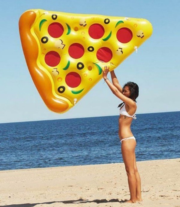 Φουσκωτό Στρώμα Θαλάσσης σε Σχήμα Πίτσα με Εσοχές για Ποτήρια - 183x120εκ Φουσκωτό Στρώμα Θαλάσσης σε Σχήμα Πίτσα με Εσοχές για Ποτήρια - 183x120εκ