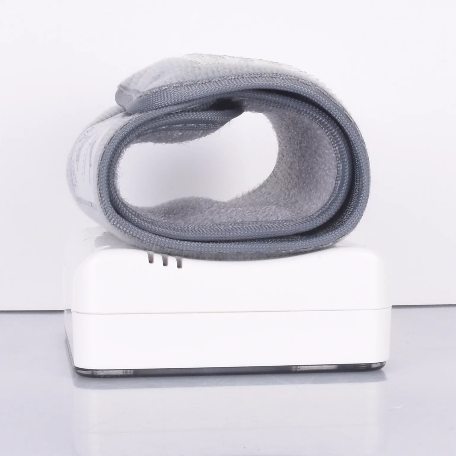 Ηλεκτρονικό Πιεσόμετρο Μπράτσου με Οθόνη LCD - Andowl Ηλεκτρονικό Πιεσόμετρο Μπράτσου με Οθόνη LCD - Andowl