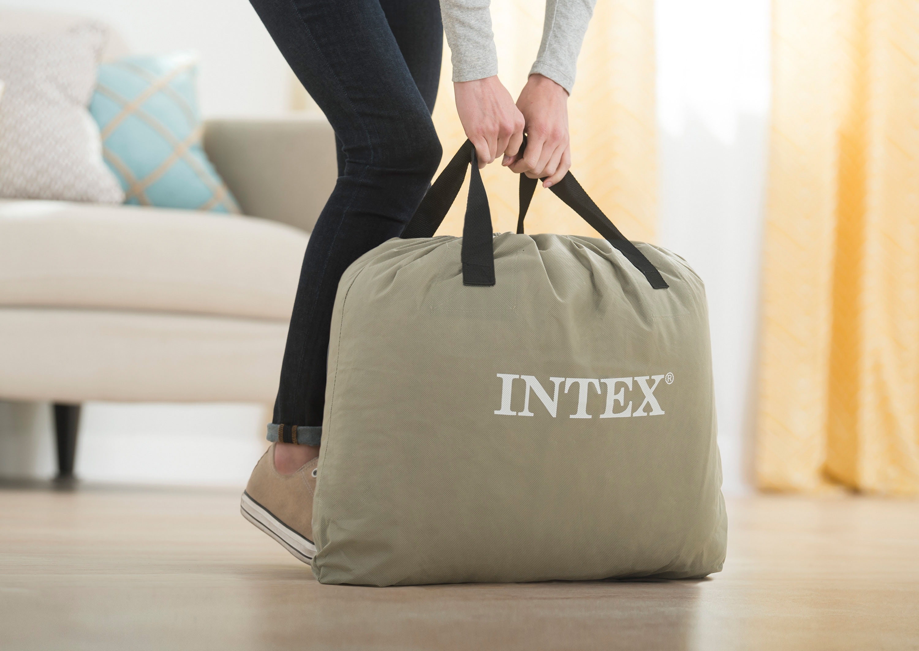 INTEX Φουσκωτό Διπλό Βελουτέ Στρώμα Ύπνου με Εσωτερική Αντλία 137x191x33cm INTEX Φουσκωτό Διπλό Βελουτέ Στρώμα Ύπνου με Εσωτερική Αντλία 137x191x33cm