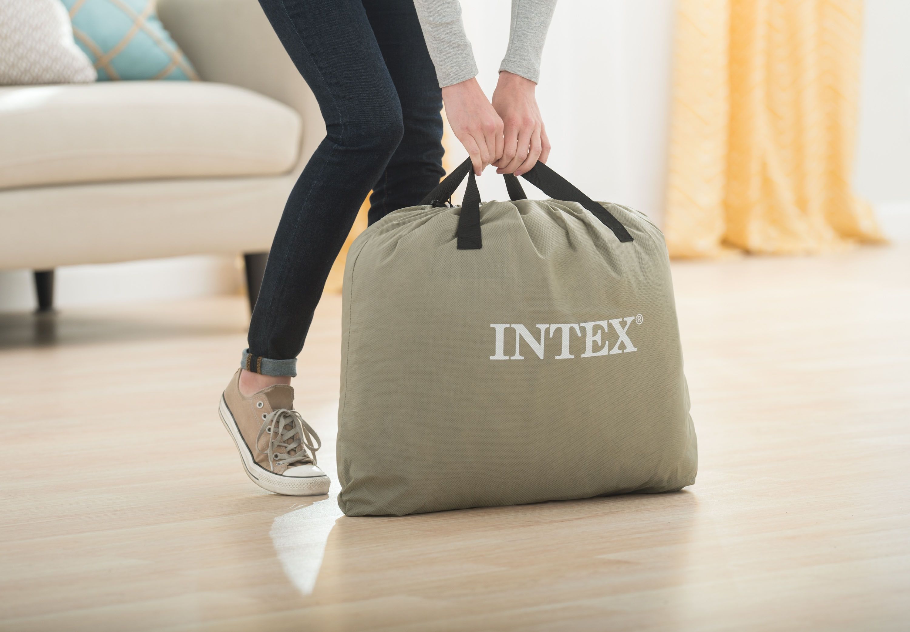 INTEX Φουσκωτό Μονό Βελουτέ Στρώμα Ύπνου με Εσωτερική Αντλία 99x191x46cm INTEX Φουσκωτό Μονό Βελουτέ Στρώμα Ύπνου με Εσωτερική Αντλία 99x191x46cm