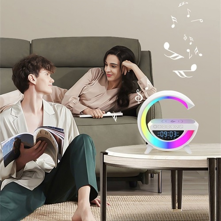 Ηχείο RGB με Ασύρματη Φόρτιση, Ρολόι, Ραδιόφωνο & Οθόνη LED - Bluetooth LED USB Ηχείο RGB με Ασύρματη Φόρτιση, Ρολόι, Ραδιόφωνο & Οθόνη LED - Bluetooth LED USB