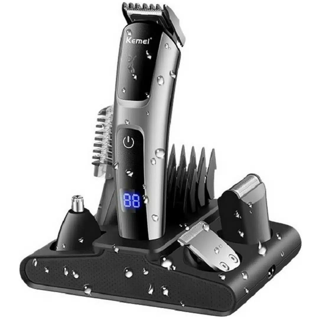 Kemei Επαναφορτιζόμενη Κουρευτική Μηχανή - Trimmer 12 σε 1 με Οθόνη LCD - Πλήρες Σετ Ανδρικής Περιποίησης Kemei Επαναφορτιζόμενη Κουρευτική Μηχανή - Trimmer 12 σε 1 με Οθόνη LCD - Πλήρες Σετ Ανδρικής Περιποίησης