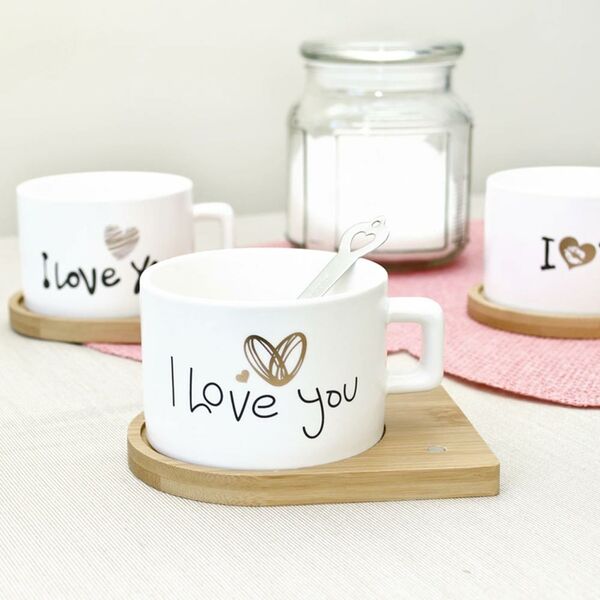 Κεραμική Κούπα 220ml με Φυσικό Ξύλινο Πιατάκι - Σουβέρ, Ανοξείδωτο Κουτάλι και Μήνυμα I Love You με Χρυσή Καρδιά 8.2 x 5.6cm Κεραμική Κούπα 220ml με Φυσικό Ξύλινο Πιατάκι - Σουβέρ, Ανοξείδωτο Κουτάλι και Μήνυμα I Love You με Χρυσή Καρδιά 8.2 x 5.6cm