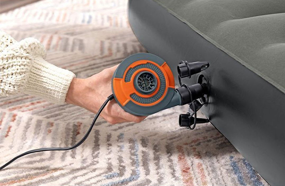 King Size Φουσκωτό Στρώμα Ύπνου Bestway Βελούδινο - Για Εσωτερικό - Εξωτερικό Χώρο - Camping - 203 x 152 x 22cm King Size Φουσκωτό Στρώμα Ύπνου Bestway Βελούδινο - Για Εσωτερικό - Εξωτερικό Χώρο - Camping - 203 x 152 x 22cm