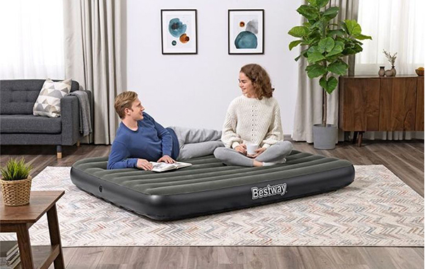 King Size Φουσκωτό Στρώμα Ύπνου Bestway Βελούδινο - Για Εσωτερικό - Εξωτερικό Χώρο - Camping - 203 x 152 x 22cm King Size Φουσκωτό Στρώμα Ύπνου Bestway Βελούδινο - Για Εσωτερικό - Εξωτερικό Χώρο - Camping - 203 x 152 x 22cm