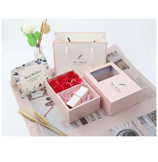 Κουτάκι δώρου με 6 Τριαντάφυλλα, Θήκη για Κόσμημα και Συσκευασία Δώρου 95x150x45mm Κουτάκι δώρου με 6 Τριαντάφυλλα, Θήκη για Κόσμημα και Συσκευασία Δώρου 95x150x45mm