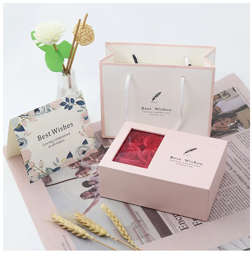 Κουτάκι δώρου με 6 Τριαντάφυλλα, Θήκη για Κόσμημα και Συσκευασία Δώρου 95x150x45mm Κουτάκι δώρου με 6 Τριαντάφυλλα, Θήκη για Κόσμημα και Συσκευασία Δώρου 95x150x45mm