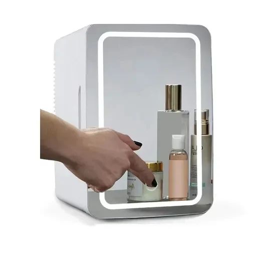 Μίνι Ηλεκτρικό Ψυγείο 4Lt Διπλής Χρήσης Για Το Σπίτι Και Το Αυτοκίνητο Με Καθρέφτη Και Φωτισμό Led 8 Ιντσών Μίνι Ηλεκτρικό Ψυγείο 4Lt Διπλής Χρήσης Για Το Σπίτι Και Το Αυτοκίνητο Με Καθρέφτη Και Φωτισμό Led 8 Ιντσών