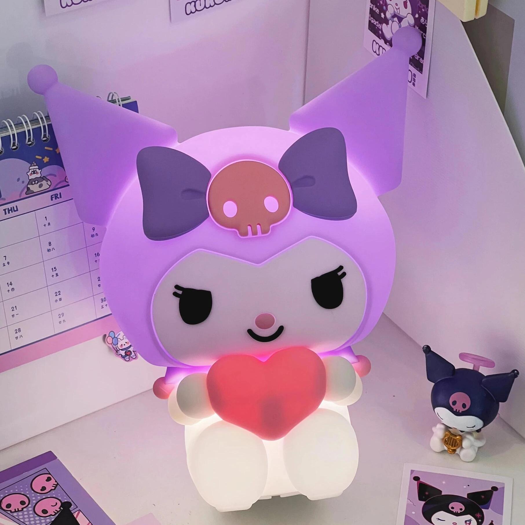 Παιδικό Φωτιστικό Νυκτός τύπου Kuromi από Σιλικόνη – Απαλός Φωτισμός για Ήρεμο Ύπνο Παιδικό Φωτιστικό Νυκτός τύπου Kuromi από Σιλικόνη – Απαλός Φωτισμός για Ήρεμο Ύπνο