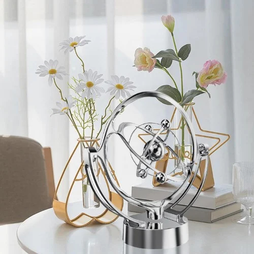 Περιστρεφόμενο Μαγνητικό Διακοσμητικό Κίνησης Μεταλλικό Ασημί – Αέναη Κίνηση Περιστρεφόμενο Μαγνητικό Διακοσμητικό Κίνησης Μεταλλικό Ασημί – Αέναη Κίνηση