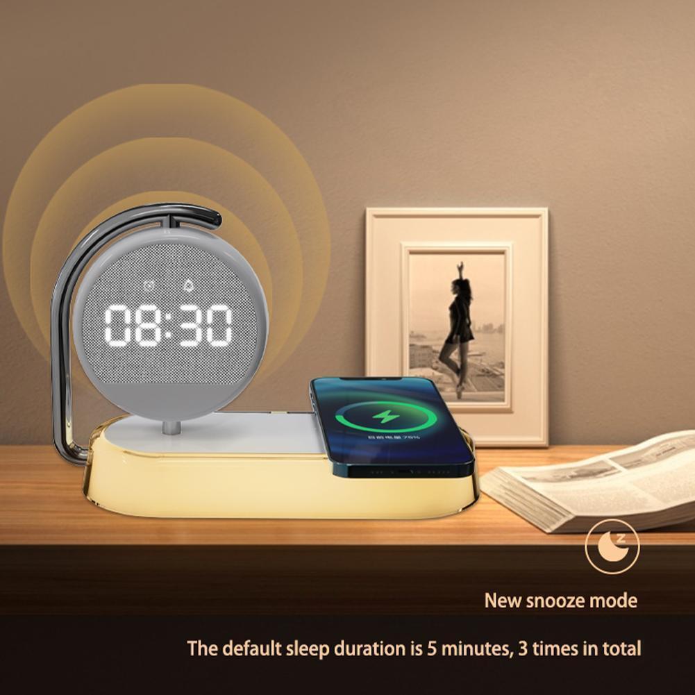 Περιστροφικό Επιτραπέζιο LED Ρολόι - Φωτιστικό 360° με Ασύρματο Φορτιστή Ταχείας Φόρτισης 15W & Φωτάκι Νυκτός Περιστροφικό Επιτραπέζιο LED Ρολόι - Φωτιστικό 360° με Ασύρματο Φορτιστή Ταχείας Φόρτισης 15W & Φωτάκι Νυκτός