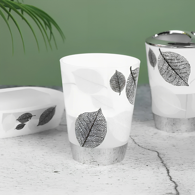 Πλαστικό Ποτήρι Μπάνιου - Λευκό Γκρι με Φύλλα Πλαστικό Ποτήρι Μπάνιου - Λευκό Γκρι με Φύλλα