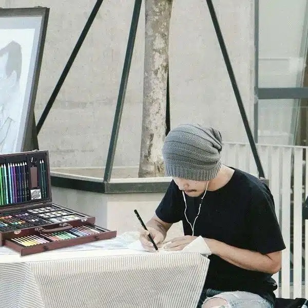 Πλήρες Φορητό Σετ Ζωγραφικής σε Ξύλινο Βαλιτσάκι Μεταφοράς- 111 Τεμάχια Πλήρες Φορητό Σετ Ζωγραφικής σε Ξύλινο Βαλιτσάκι Μεταφοράς- 111 Τεμάχια