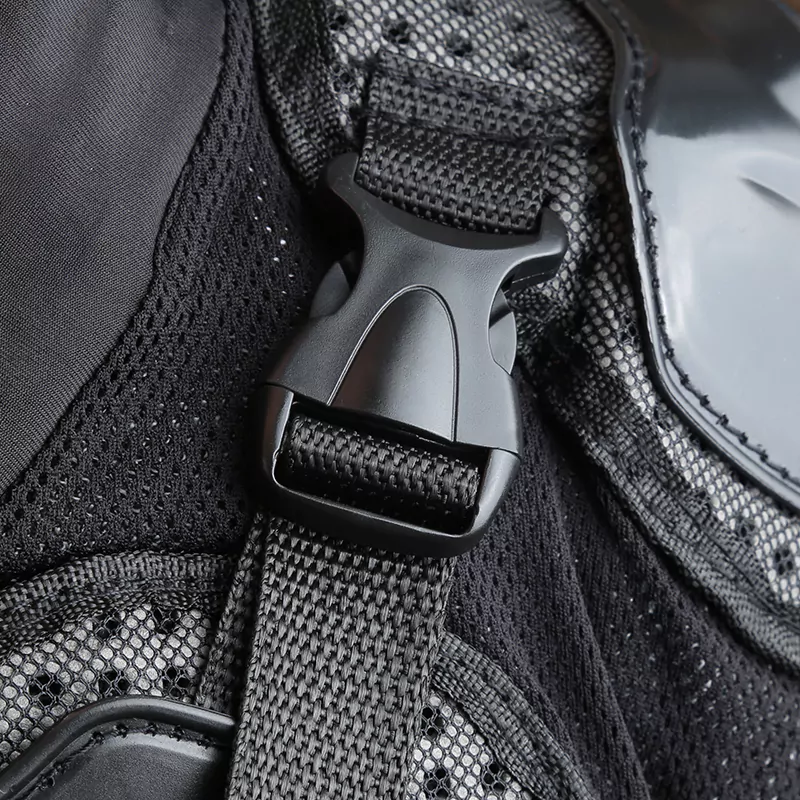 Προστασία Full Body για Αναβάτη Motocross L-XL Moto Centric – Μαύρο Προστασία Full Body για Αναβάτη Motocross L-XL Moto Centric – Μαύρο