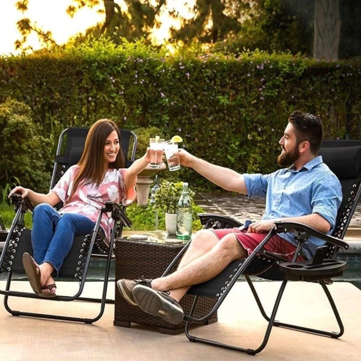 Πτυσσόμενη Μεταλλική Καρέκλα-Ξαπλώστρα με Ρυθμιζόμενη Πλάτη και Προσκέφαλο-Μαξιλάρι Πτυσσόμενη Μεταλλική Καρέκλα-Ξαπλώστρα με Ρυθμιζόμενη Πλάτη και Προσκέφαλο-Μαξιλάρι