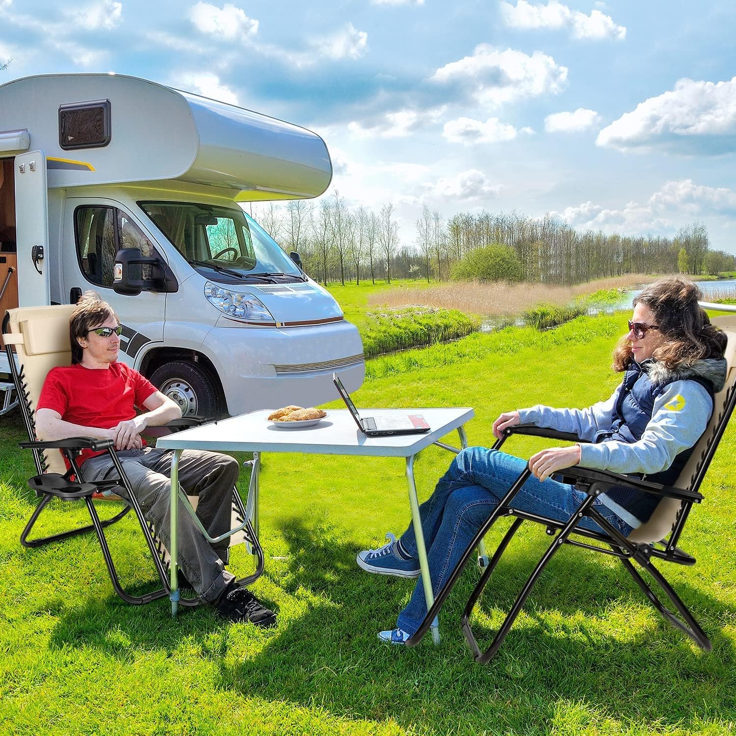 Πτυσσόμενη Μεταλλική Καρέκλα Μπεζ 66 x 108 x 158 cm Πτυσσόμενη Μεταλλική Καρέκλα Μπεζ 66 x 108 x 158 cm