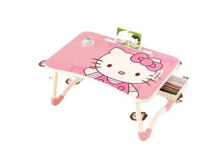Πτυσσόμενο και αναδιπλούμενο παιδικό τραπεζάκι Hello Kitty 60x40x28cm Πτυσσόμενο και αναδιπλούμενο παιδικό τραπεζάκι Hello Kitty 60x40x28cm