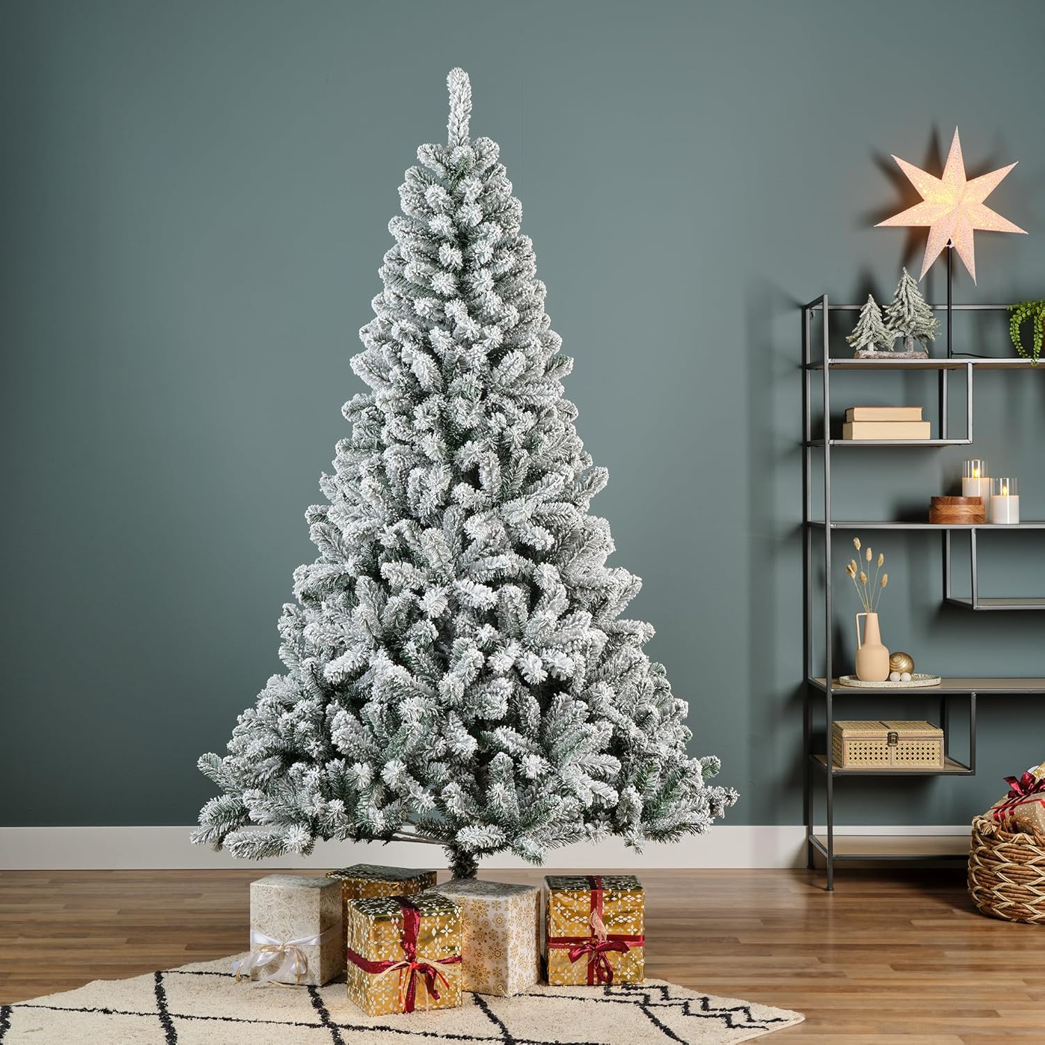 Πυκνό Χιονισμένο Χριστουγεννιάτικο Δέντρο 240 cm με Μεταλλική Βάση Πυκνό Χιονισμένο Χριστουγεννιάτικο Δέντρο 240 cm με Μεταλλική Βάση