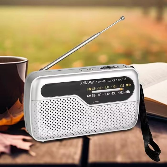 Retro Φορητό Ραδιόφωνο AM-FM - CMiK Retro Φορητό Ραδιόφωνο AM-FM - CMiK