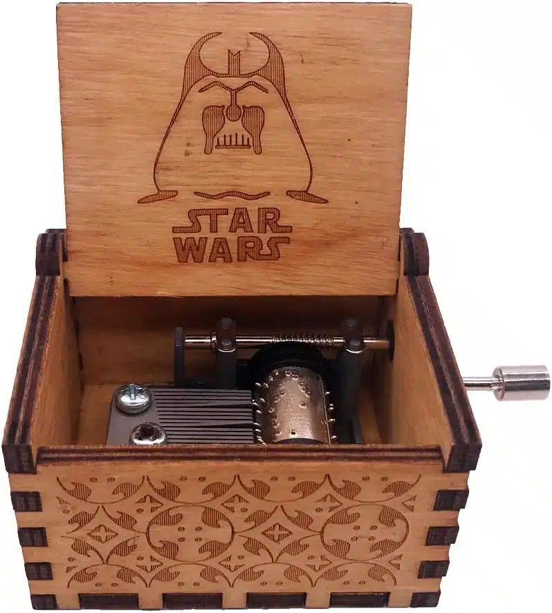 Ρετρό Ξύλινο Χειροκίνητο Μουσικό Κουτί – Star Wars Ρετρό Ξύλινο Χειροκίνητο Μουσικό Κουτί – Star Wars