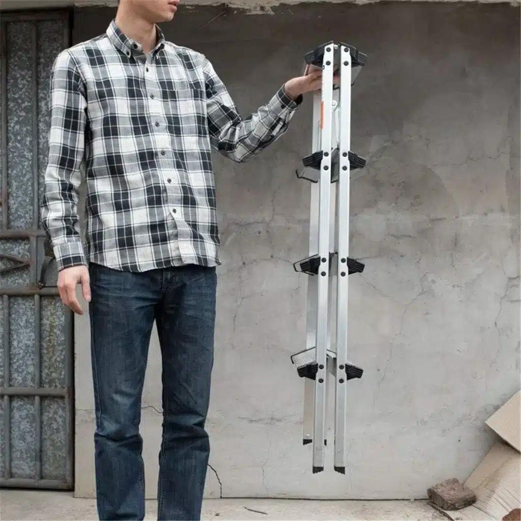 Σκάλα-Σκαμπό Αλουμινίου Μέγιστης Αντοχής 150 κιλά Σκάλα-Σκαμπό Αλουμινίου Μέγιστης Αντοχής 150 κιλά