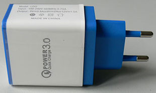 Ταχυφορτιστής με 3 Θύρες USB - Quick Charge 3.0 Ταχυφορτιστής με 3 Θύρες USB - Quick Charge 3.0