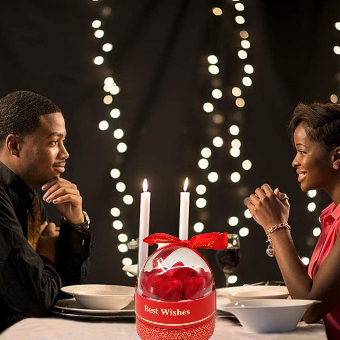 Τεχνητά Κόκκινα Τριαντάφυλλα σε Κουτί Δώρου 14 x 12 cm Τεχνητά Κόκκινα Τριαντάφυλλα σε Κουτί Δώρου 14 x 12 cm