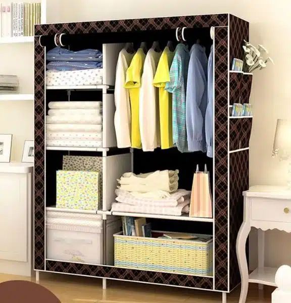 Υφασμάτινη Ντουλάπα με Ράφια και Μεταλλικό Σκελετό 105x45x170cm με Φερμουάρ Κὀκκινη Υφασμάτινη Ντουλάπα με Ράφια και Μεταλλικό Σκελετό 105x45x170cm με Φερμουάρ Κὀκκινη