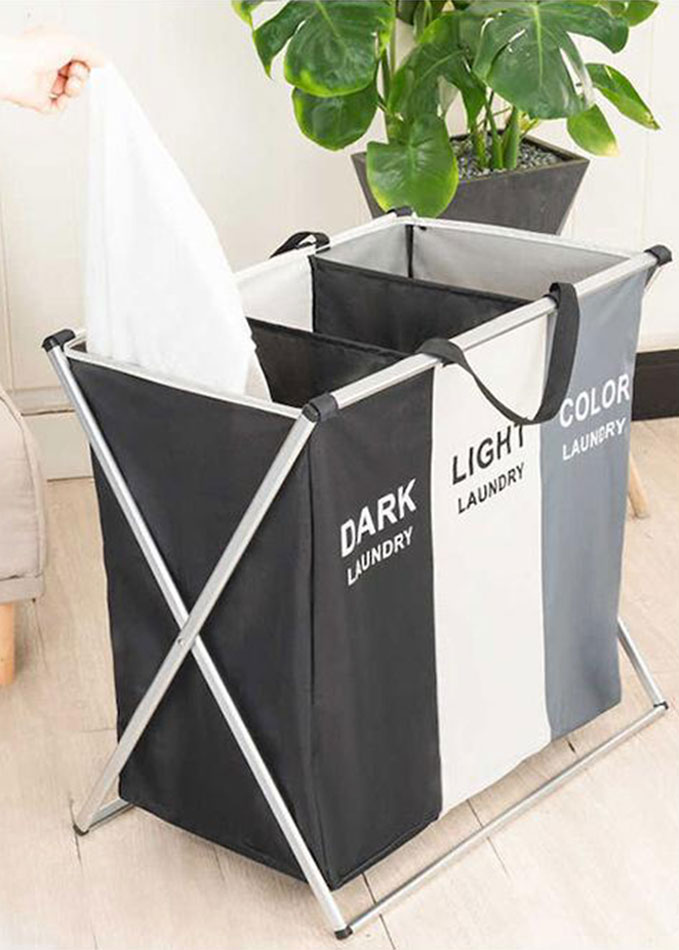 Υφασμάτινο Καλάθι Διαχωρισμού Απλύτων 3 Θέσεων Υφασμάτινο Καλάθι Διαχωρισμού Απλύτων 3 Θέσεων