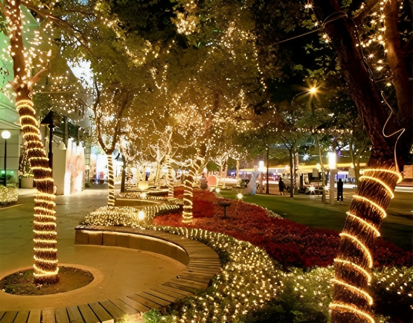 Χριστουγεννιάτικα Λαμπάκια σε Φωτοσωλήνα 30m - Λευκό Θερμό LED με Προγράμματα Εναλλαγής Φωτισμού Χριστουγεννιάτικα Λαμπάκια σε Φωτοσωλήνα 30m - Λευκό Θερμό LED με Προγράμματα Εναλλαγής Φωτισμού