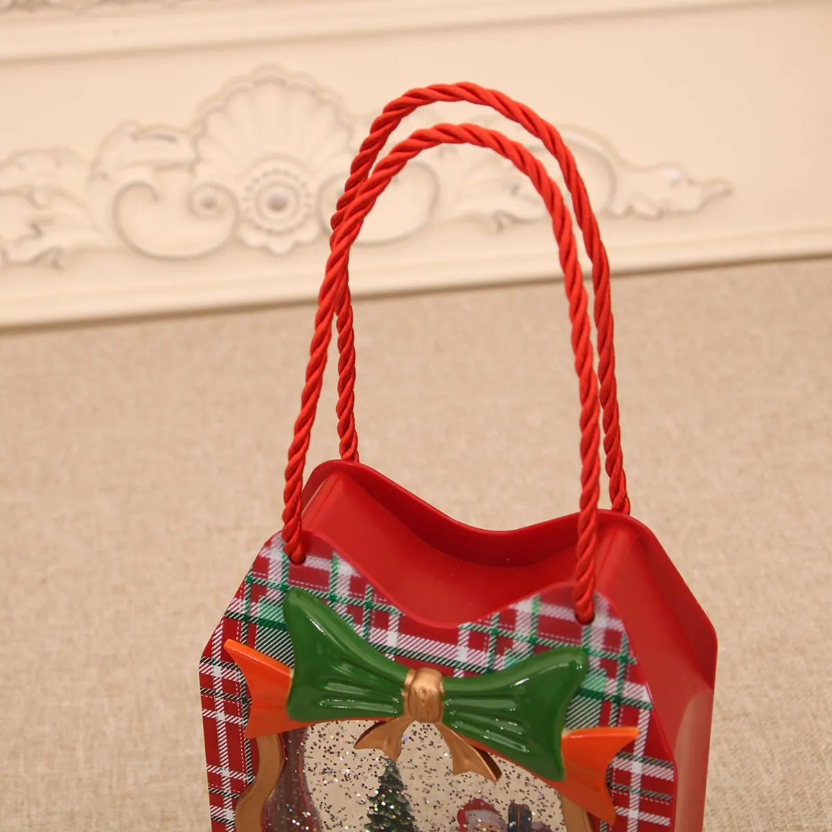 Χριστουγεννιάτικο Διακοσμητικό Φωτιζόμενη Τσάντα Δώρου με Χιονάνθρωπο και Κινούμενο Χιόνι 25 x 15 x 7cm Χριστουγεννιάτικο Διακοσμητικό Φωτιζόμενη Τσάντα Δώρου με Χιονάνθρωπο και Κινούμενο Χιόνι 25 x 15 x 7cm